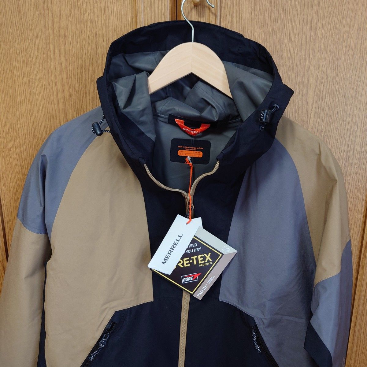 MERRELL メレル ゴアテックス マウンテンパーカー ハードシェル MERRELL メレル ゴアテックス マウンテンパーカー ハードシェル