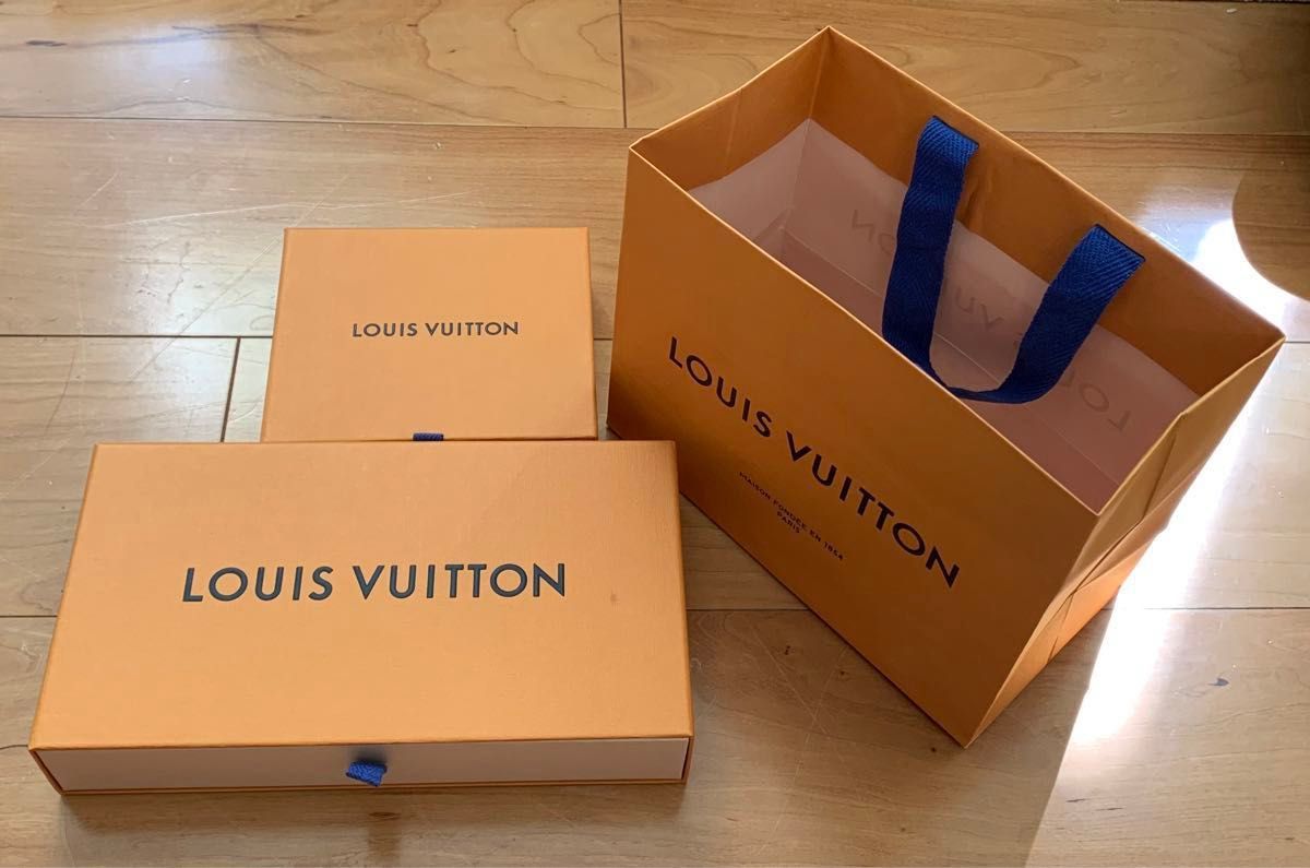 LOUIS VUITTON ギフトボックス 箱 紙袋 ショップ袋 オレンジ LOUIS VUITTON ギフトボックス 箱 紙袋 ショップ袋 オレンジ