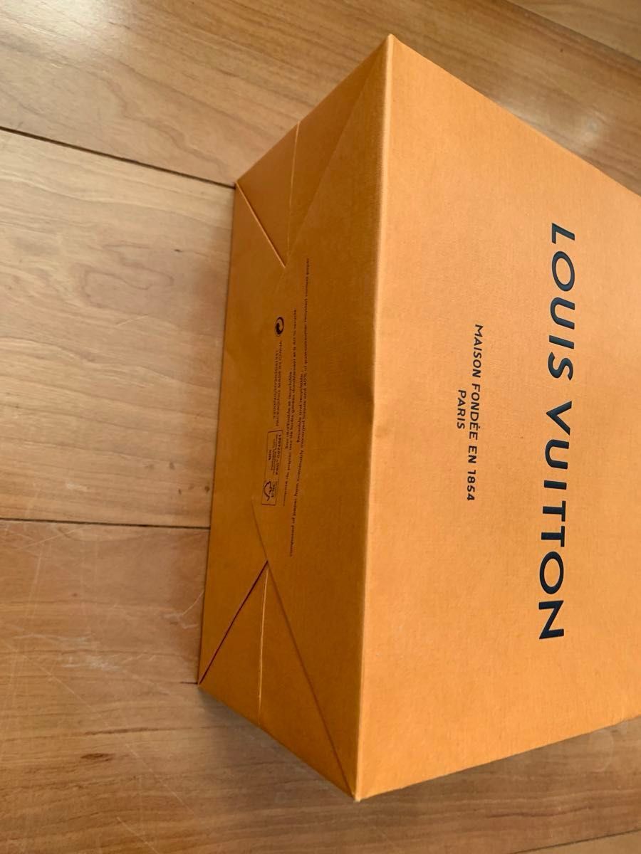 LOUIS VUITTON ギフトボックス 箱 紙袋 ショップ袋 オレンジ LOUIS VUITTON ギフトボックス 箱 紙袋 ショップ袋 オレンジ