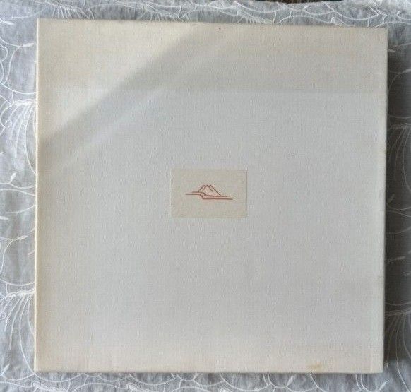 廃盤 深川製磁 寿赤絵 梅型八寸皿|Yahoo!フリマ(旧PayPayフリマ) 廃盤 深川製磁 寿赤絵 梅型八寸皿|Yahoo!フリマ(旧PayPayフリマ)