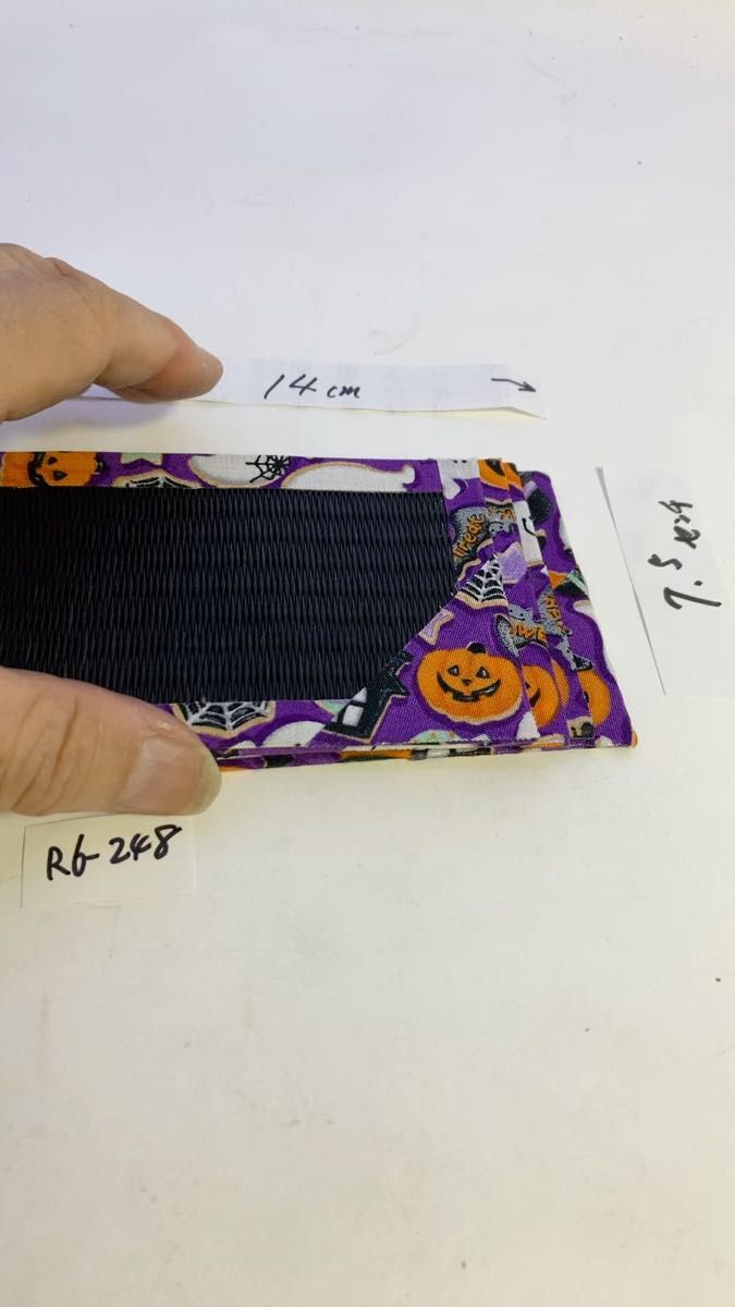 7.5×14センチ黒メセキ畳にハロウィン柄のコースター4枚組R6-248