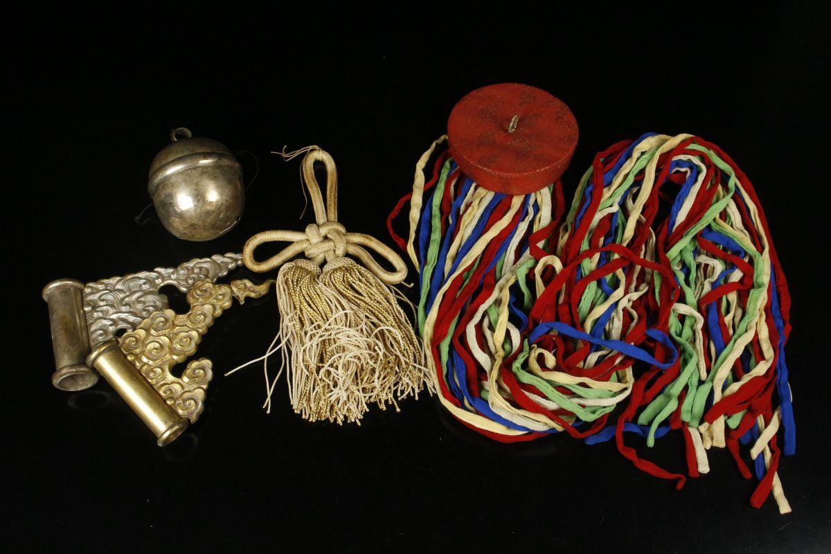LIG】希少珍品 明治時代 旧日本陸軍 木造玉眼 騎馬軍人像 特大 LIG】希少珍品 明治時代 旧日本陸軍 木造玉眼 騎馬軍人像 特大