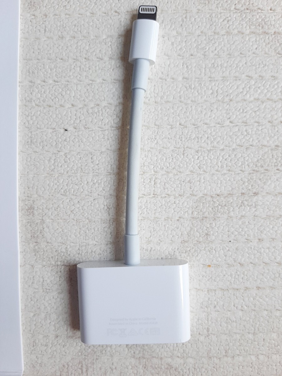 純正品 アップル Apple アダプタ HDMI ケーブル MD826 箱付 純正品 アップル Apple アダプタ HDMI ケーブル MD826 箱付
