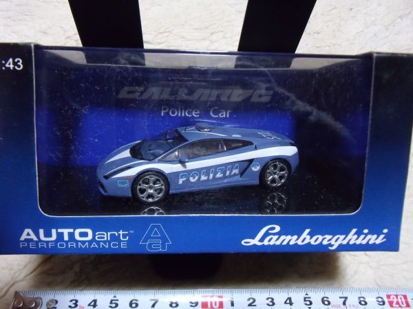 オートアート　ランボルギーニ　ガヤルド　ポリスカー　ミニカー　1/43 Autoart Lamborghini Gallardo Diecast Model car_画像1