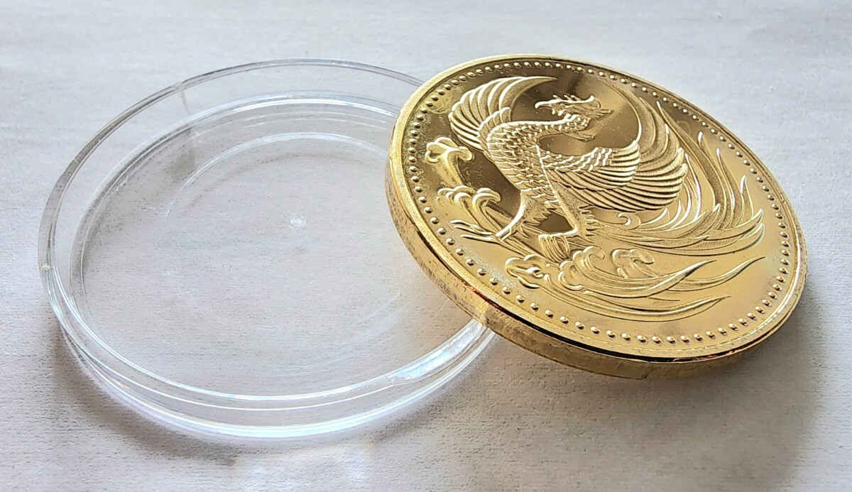鳳凰 菊の御紋 記念メダル 日本国 金貨 大型金貨 菊花紋章 日本 鳳凰 菊の御紋 記念メダル 日本国 金貨 大型金貨 菊花紋章 日本