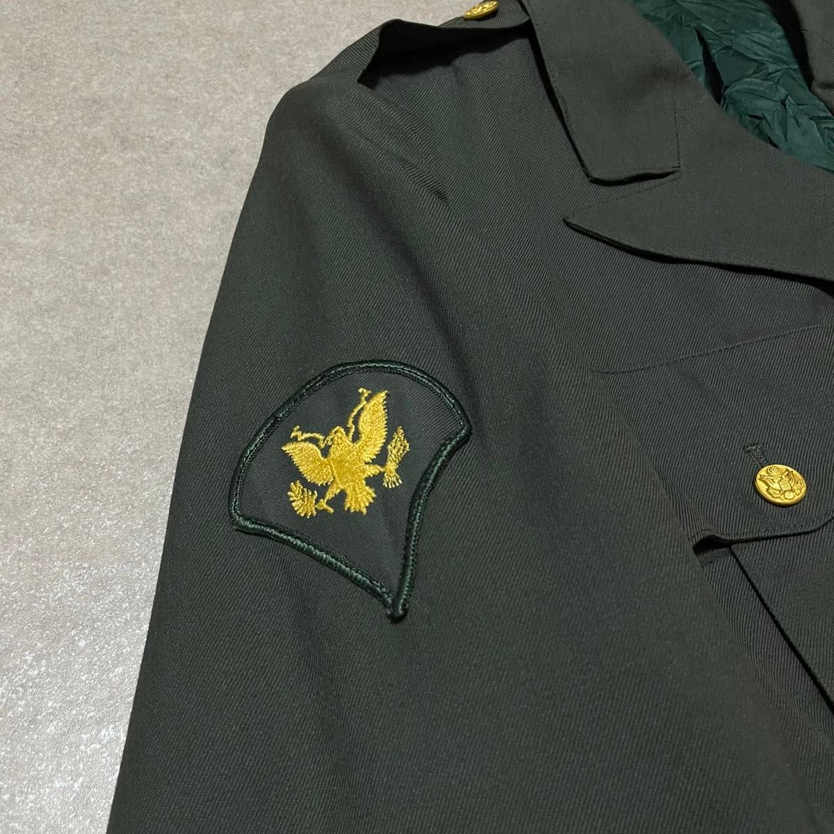 80s U S ARMY 米軍 オフィサージャケット ミリタリー 金ボタン 80s U S ARMY 米軍 オフィサージャケット ミリタリー 金ボタン