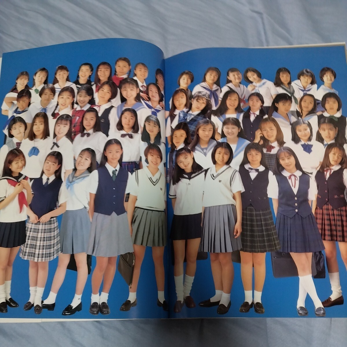 ブルマ・スク水・制服】「女子中学生制服図鑑」51人の中学生 ブルマ・スク水・制服】「女子中学生制服図鑑」51人の中学生