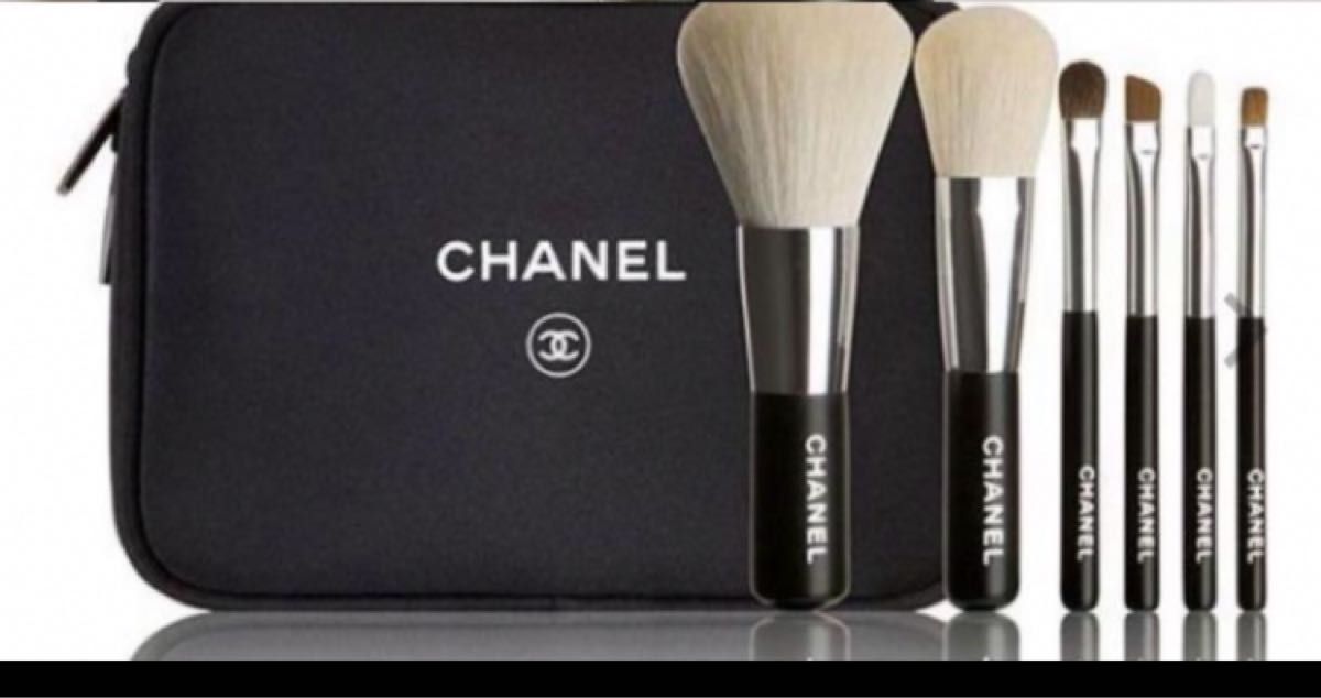 新品 新品 限定 CHANEL レミニドゥ シャネル ブラシ 4本セット 新品 新品 限定 CHANEL レミニドゥ シャネル ブラシ 4本セット