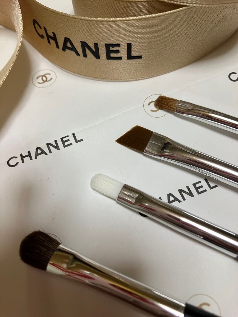 新品 新品 限定 CHANEL レミニドゥ シャネル ブラシ 4本セット 新品 新品 限定 CHANEL レミニドゥ シャネル ブラシ 4本セット