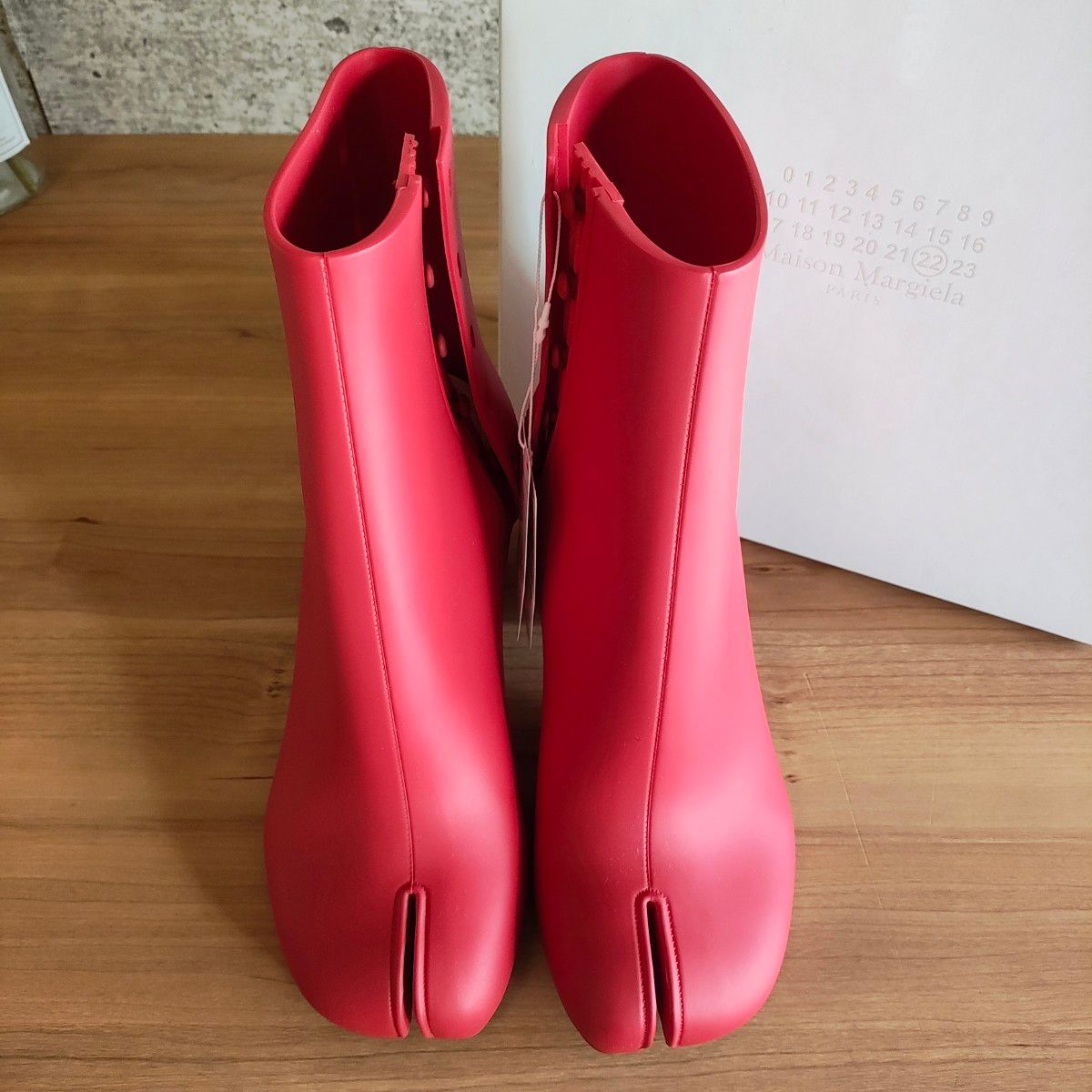 新品 Maison Margiela マルジェラ TABI タビ ラバー ショート 新品 Maison Margiela マルジェラ TABI タビ ラバー ショート