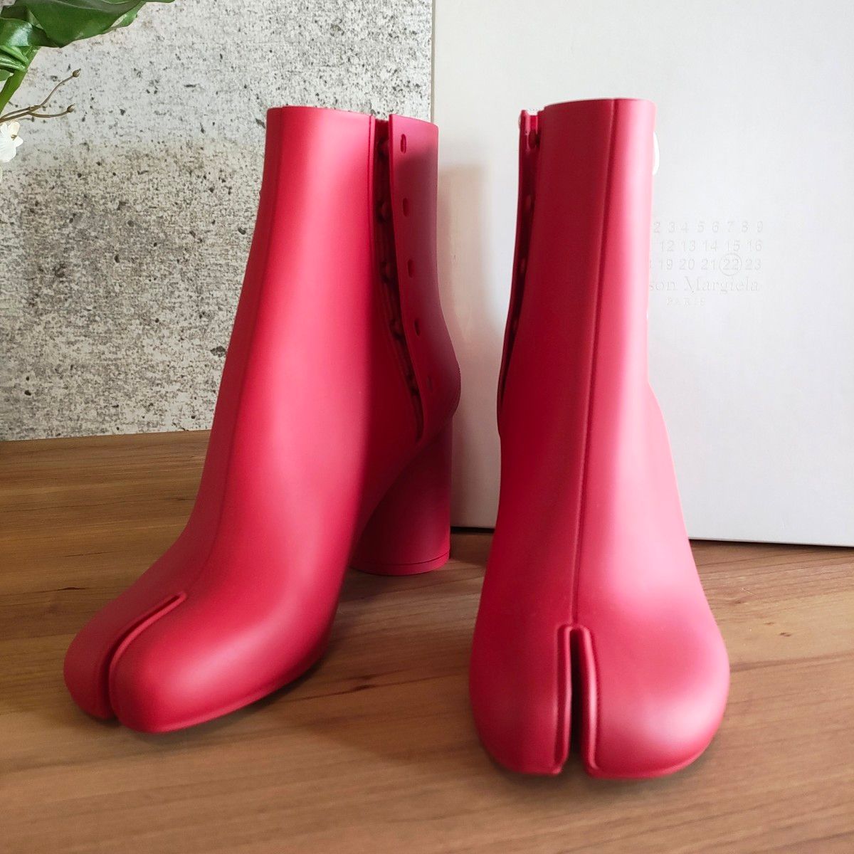 新品 Maison Margiela マルジェラ TABI タビ ラバー ショート 新品 Maison Margiela マルジェラ TABI タビ ラバー ショート
