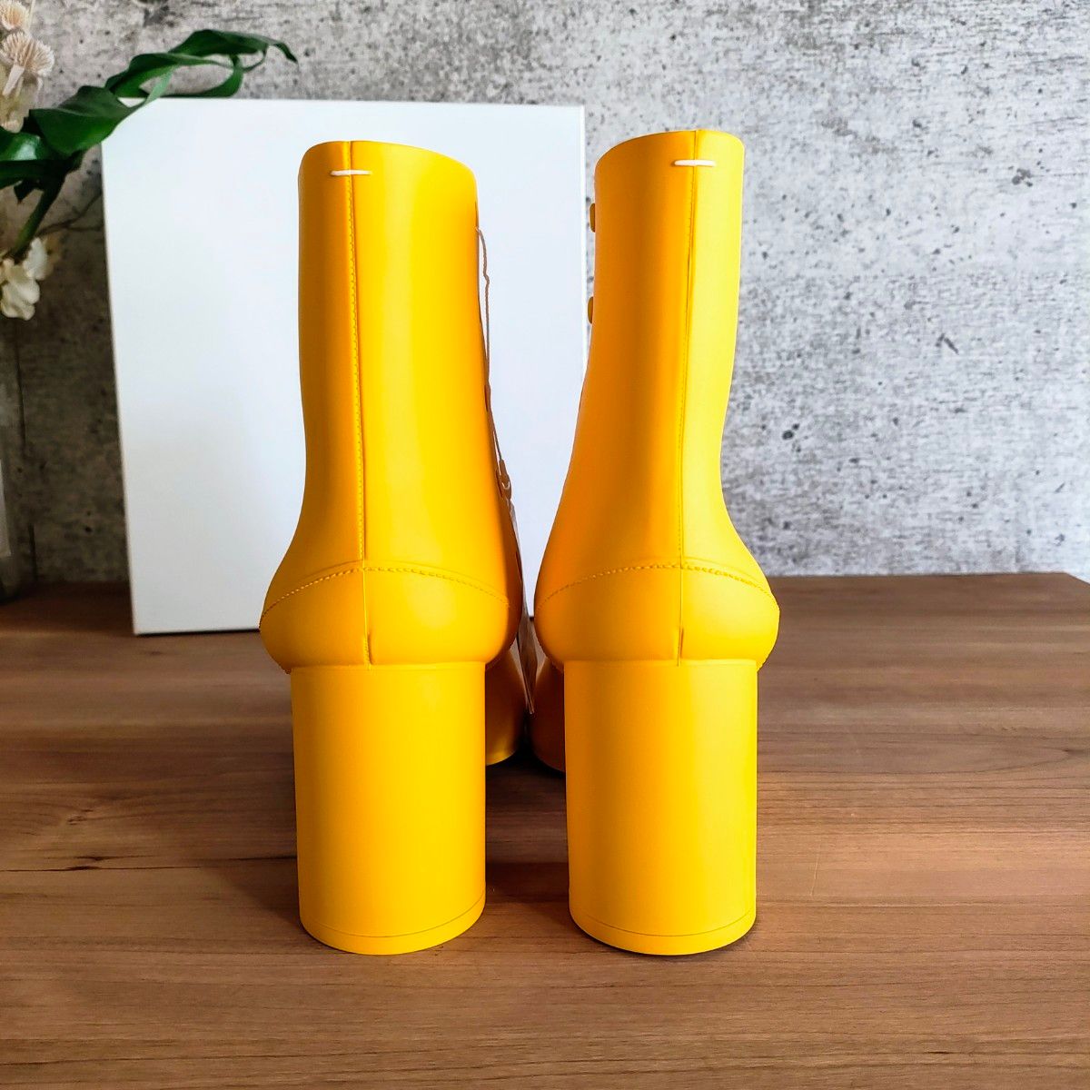 新品 Maison Margiela マルジェラ TABI タビ ラバー ショート 新品 Maison Margiela マルジェラ TABI タビ ラバー ショート