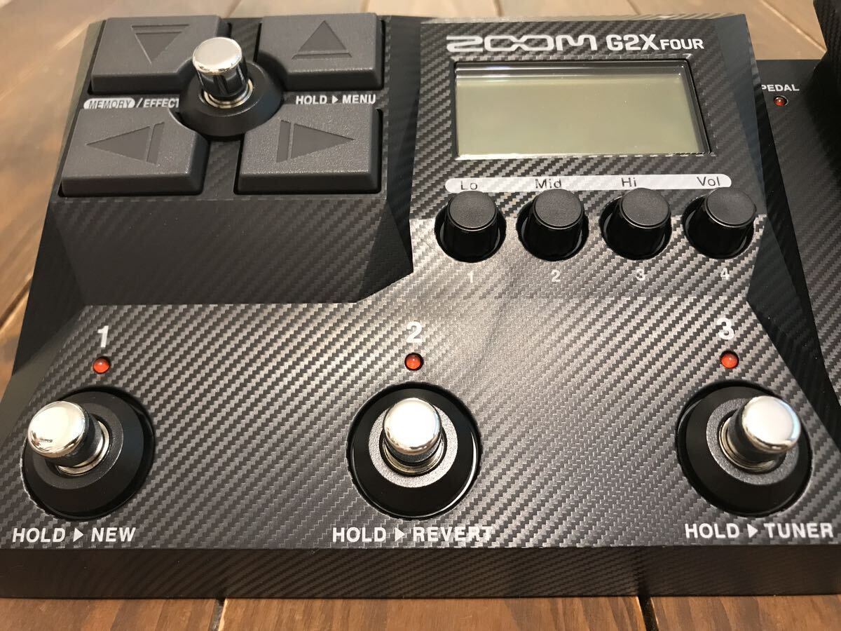 ZOOM G2 FOUR スイッチハット付き zoom G2/G2XFOUR フットスイッチハット 4個セット|Yahoo!フリマ