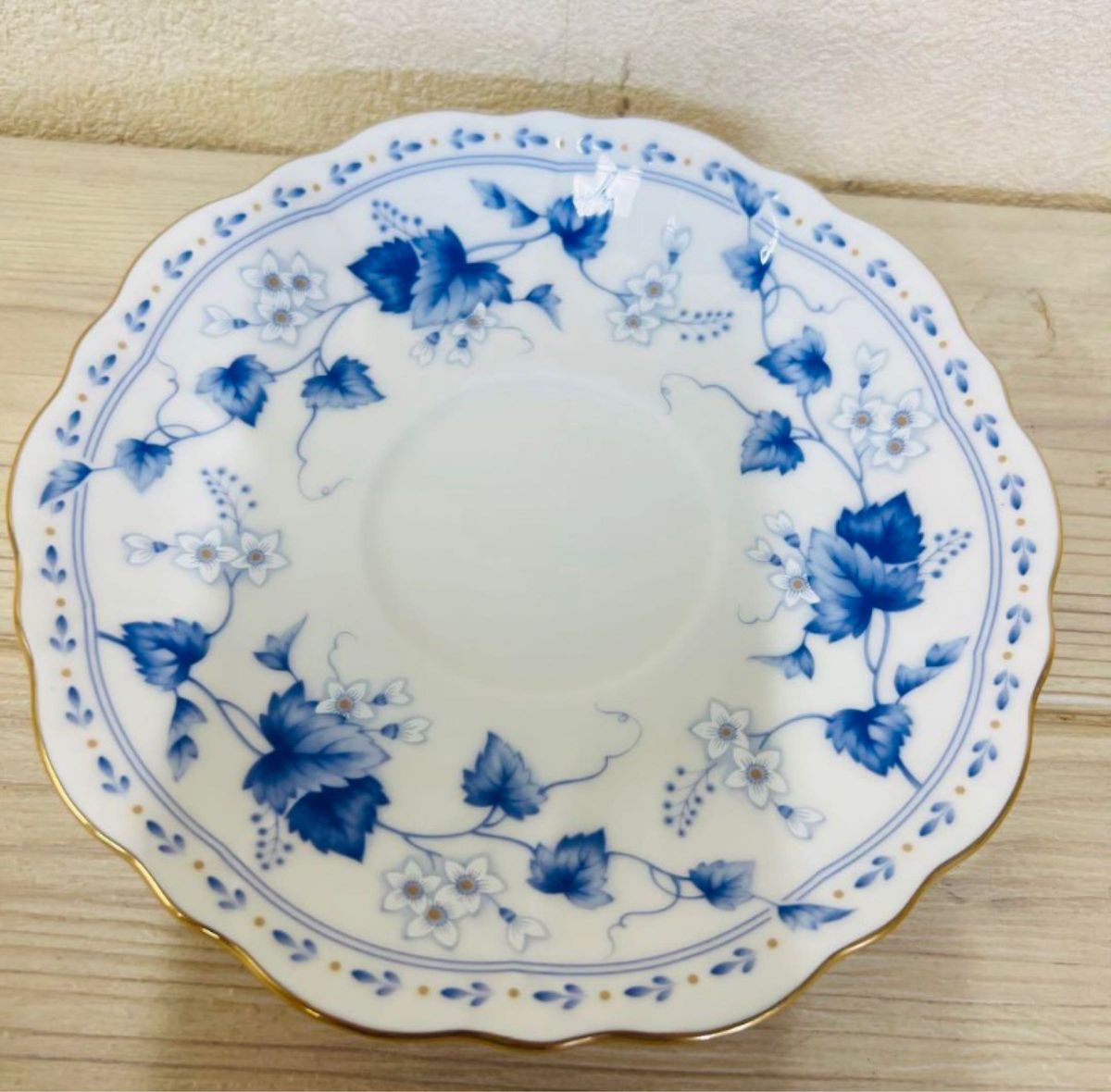 4客セット NARUMI Bone China ナルミ ボーンチャイナ ティー 4客セット NARUMI Bone China ナルミ ボーンチャイナ ティー
