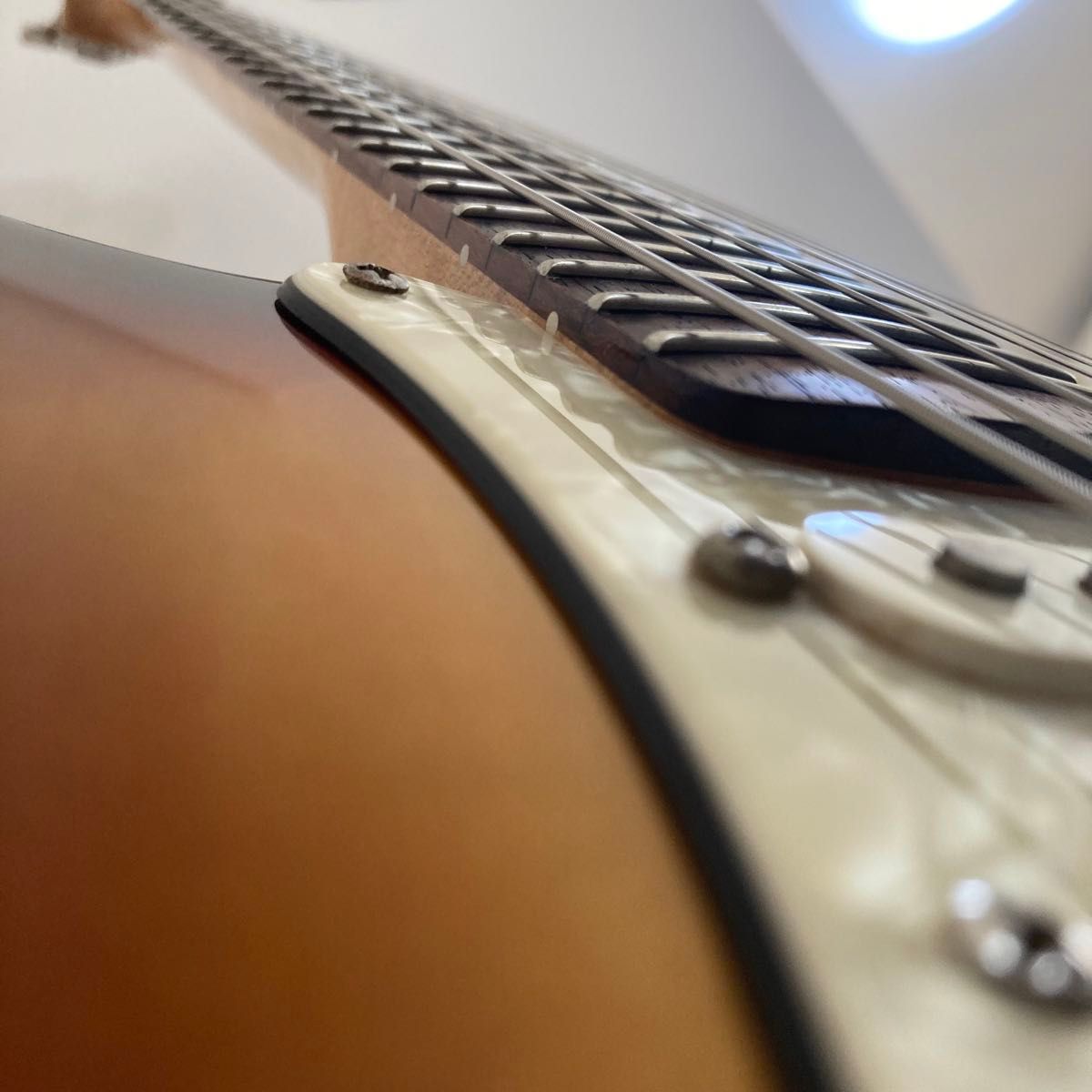 Cyclone Squier by Fender サンバースト 2012年製 改造あり Cyclone Squier by Fender サンバースト 2012年製 改造あり