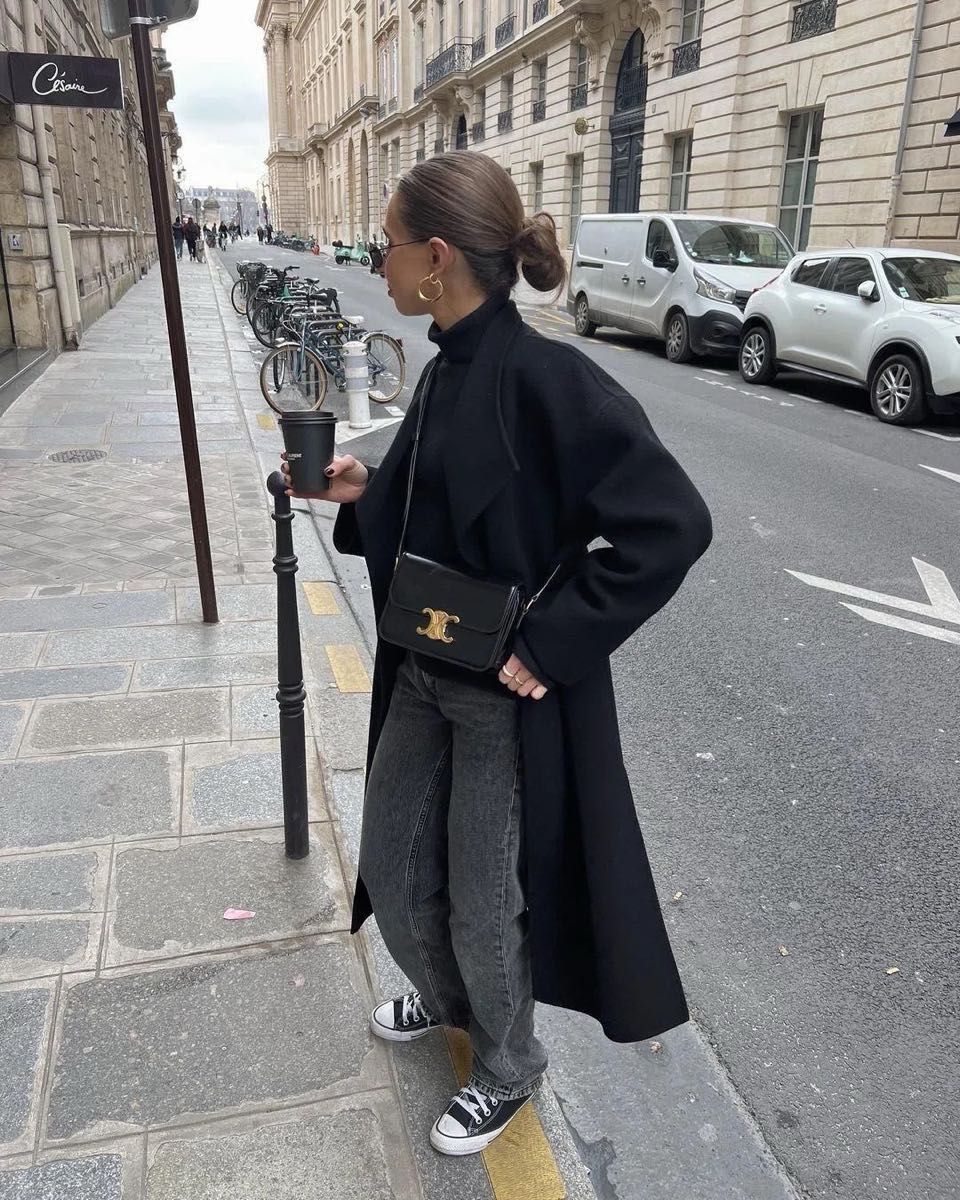 CELINE セリーヌ ティーン トリオンフ バッグ シャイニーカーフ CELINE セリーヌ ティーン トリオンフ バッグ シャイニーカーフ
