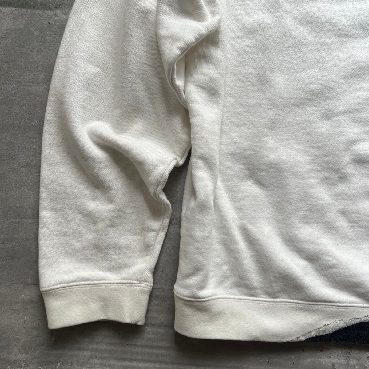 Maison Margiela メゾンマルジェラ カレンダーロゴ クルーネック Maison Margiela メゾンマルジェラ カレンダーロゴ クルーネック