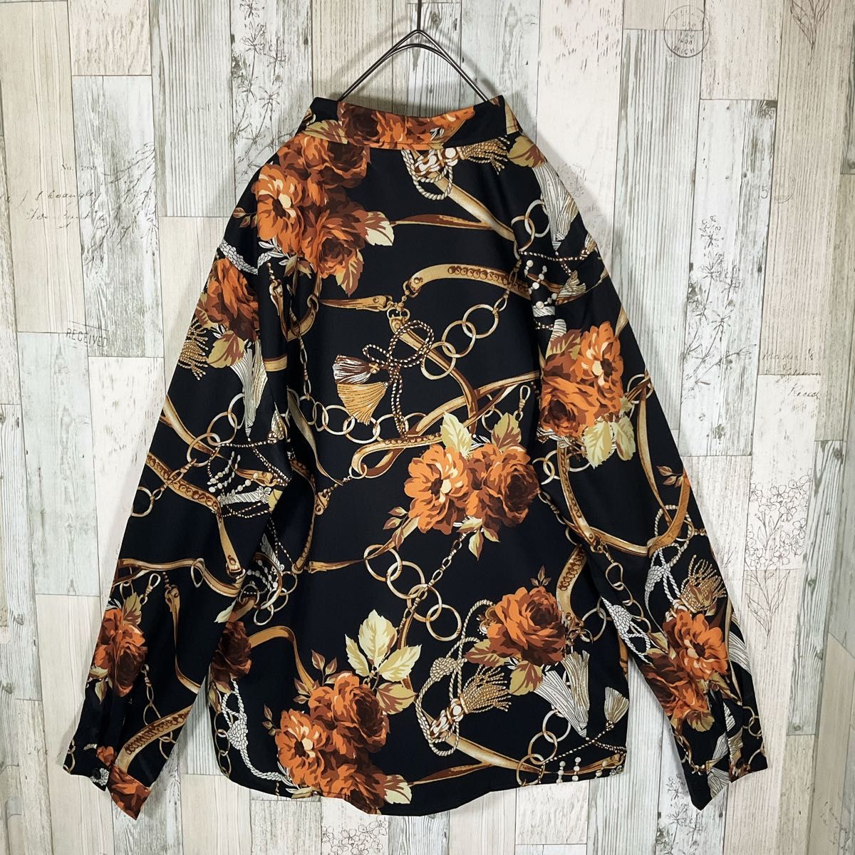 柄シャツ レディース 長袖 L 黒 未使用 古着 総柄 スカーフ柄 柄シャツ レディース 長袖 L 黒 未使用 古着 総柄 スカーフ柄