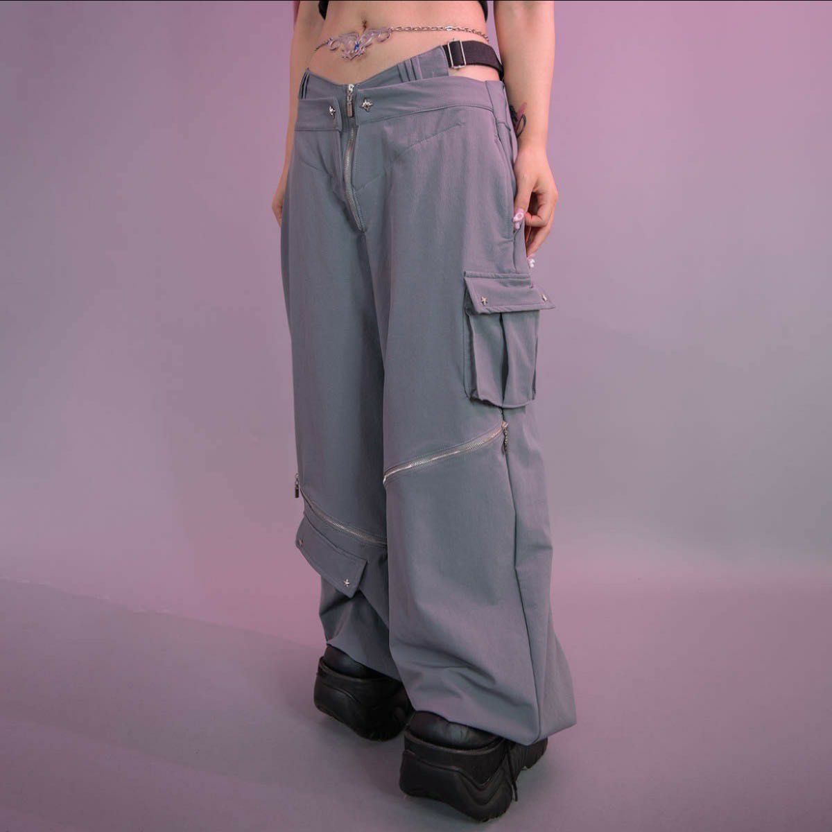 sea room lynn LooseカーゴドロストDenimパンツ 新品SeaRoomlynn LooseカーゴドロストDenimパンツ アイボリー