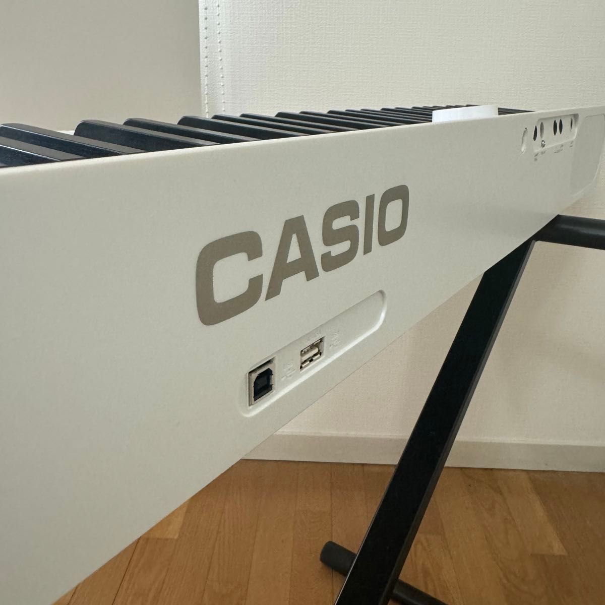美品 2024年 カシオ CASIO 電子ピアノ Privia PX-S1100WE 88鍵 美品 2024年 カシオ CASIO 電子ピアノ Privia PX-S1100WE 88鍵