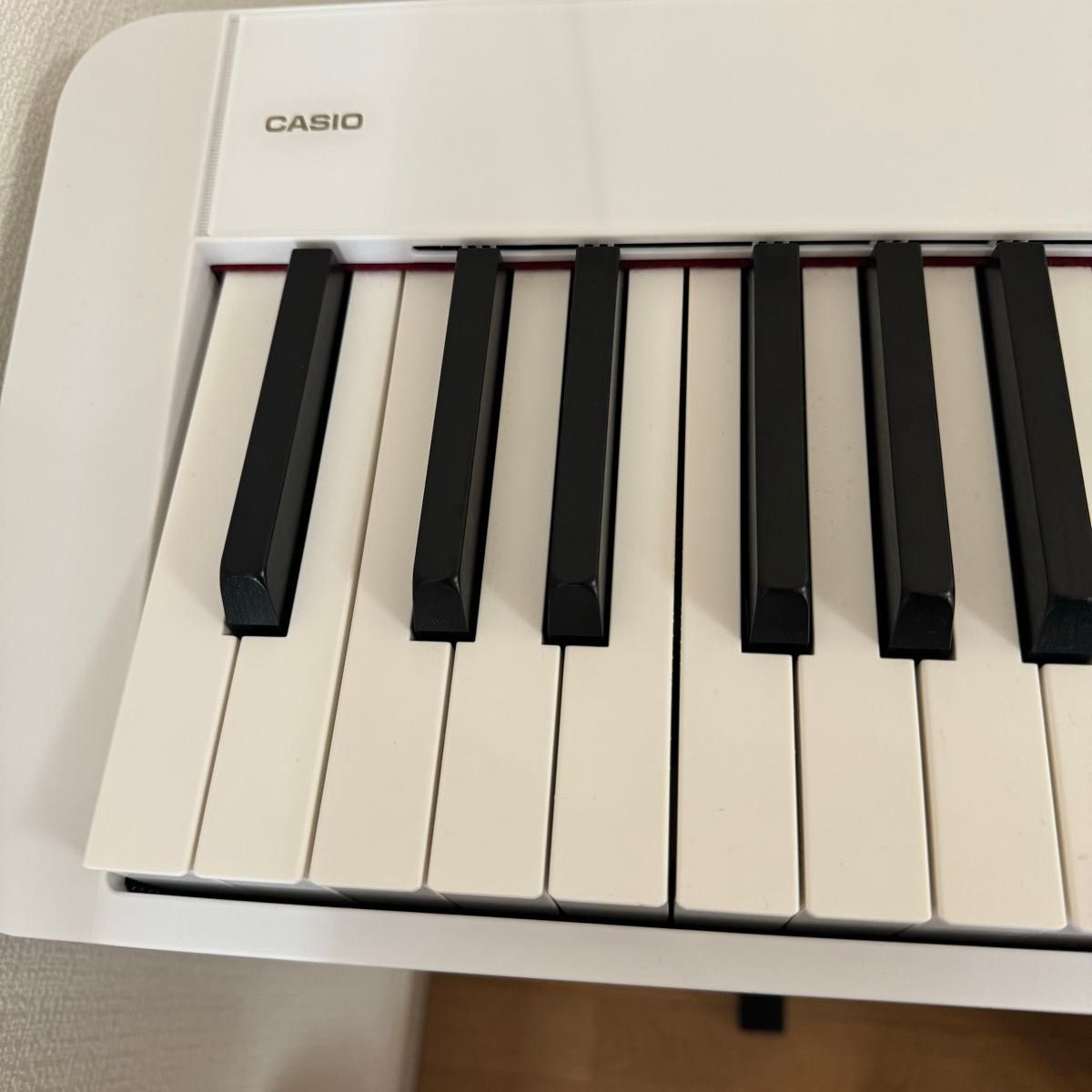 美品 2024年 カシオ CASIO 電子ピアノ Privia PX-S1100WE 88鍵 美品 2024年 カシオ CASIO 電子ピアノ Privia PX-S1100WE 88鍵