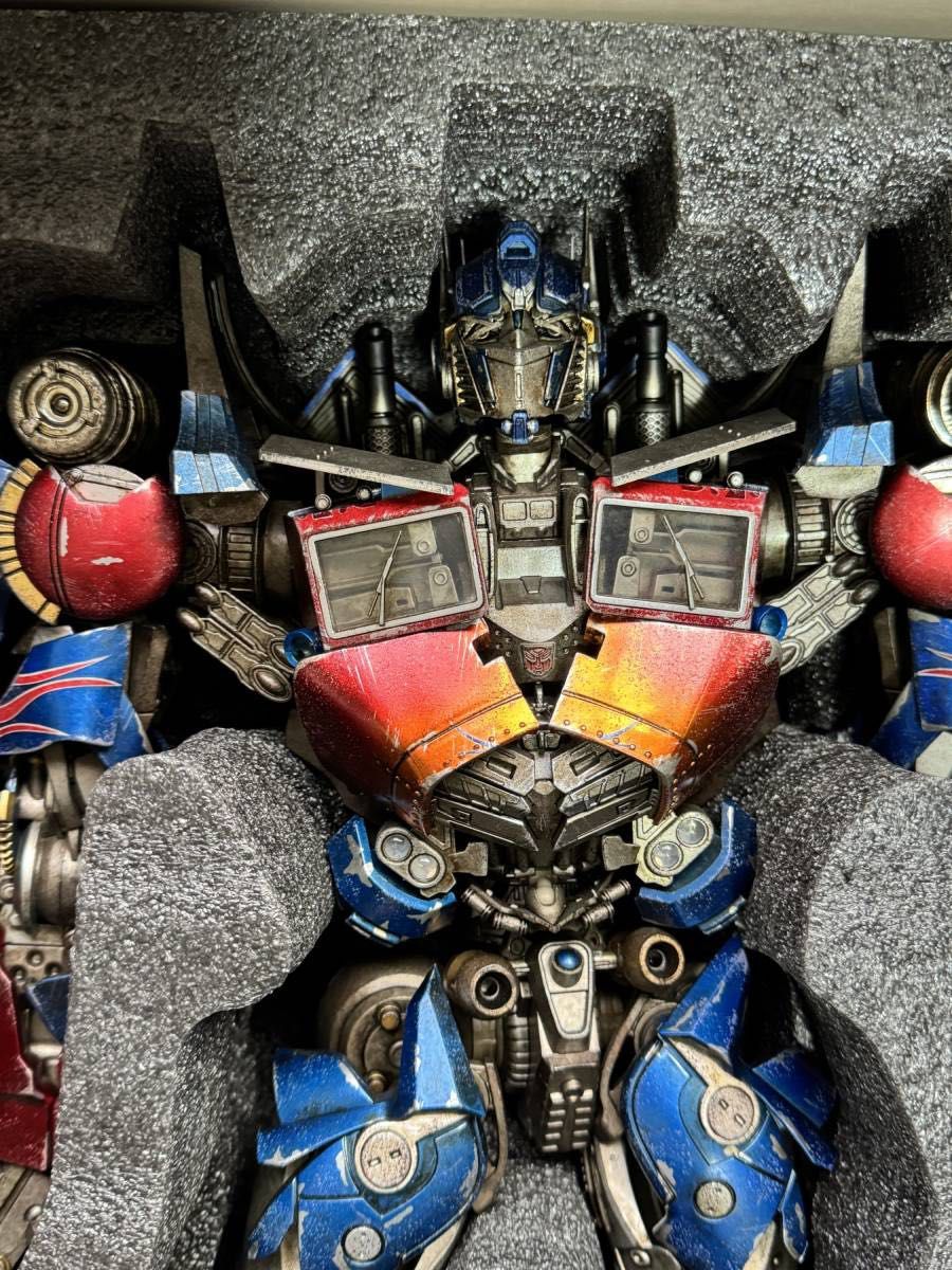 トランスフォーマー ダークサイド・ムーン オプティマスプライム トランスフォーマー ダークサイド・ムーン オプティマスプライム