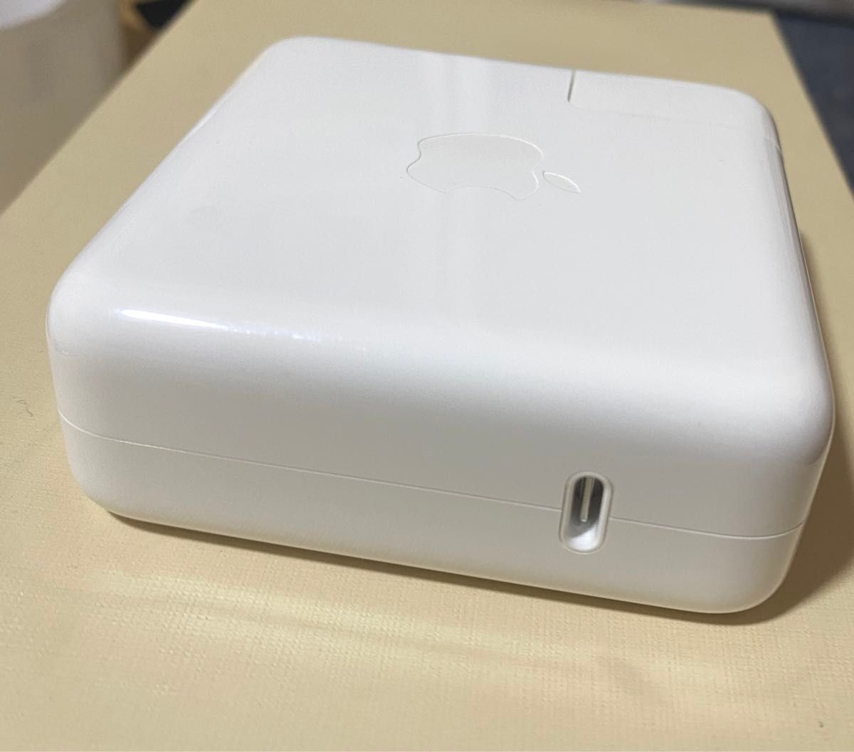 Apple純正USB-C電源アダプター 67W USB-CタイプMac Book Pro充電 Apple純正USB-C電源アダプター 67W USB-CタイプMac Book Pro充電