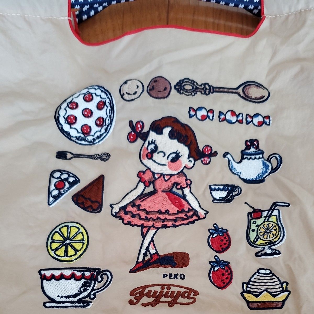 ペコちゃん ボールアンドチェーン コラボ Ball&Chain FUJIYA ペコちゃん ボールアンドチェーン コラボ Ball&Chain FUJIYA
