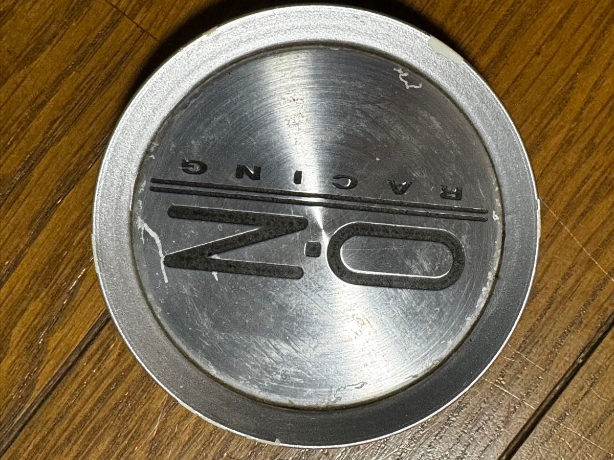 OZ RACING オペラ 社外 中古 ホイール センターキャップ 4枚