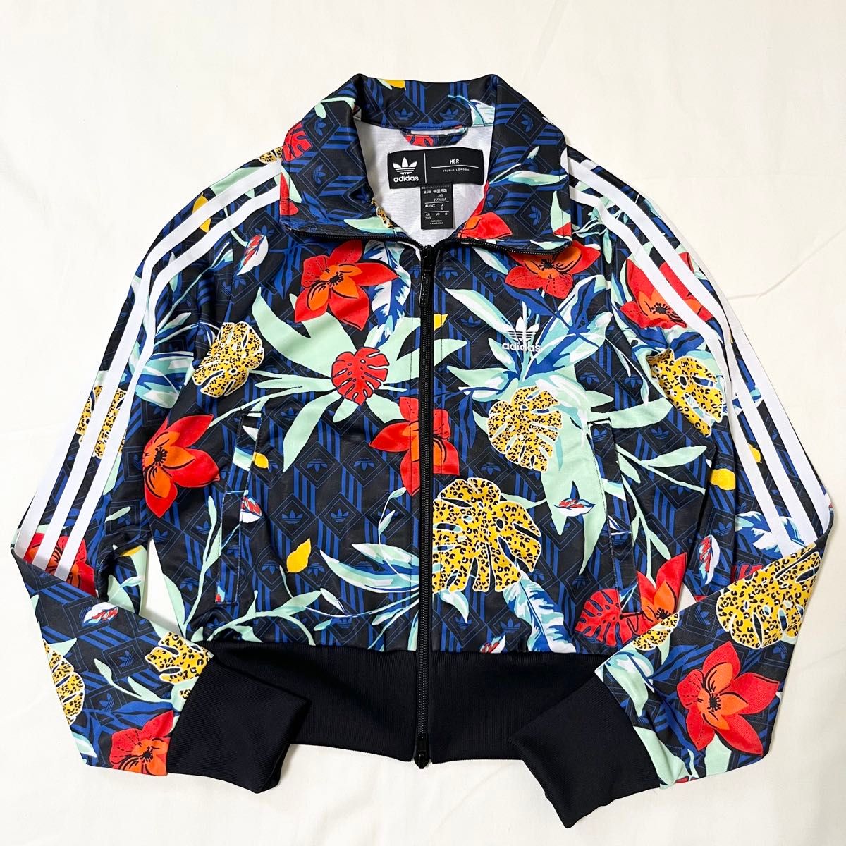 adidas originals × HER studio london コラボ 総柄トラック adidas originals × HER studio london コラボ 総柄トラック