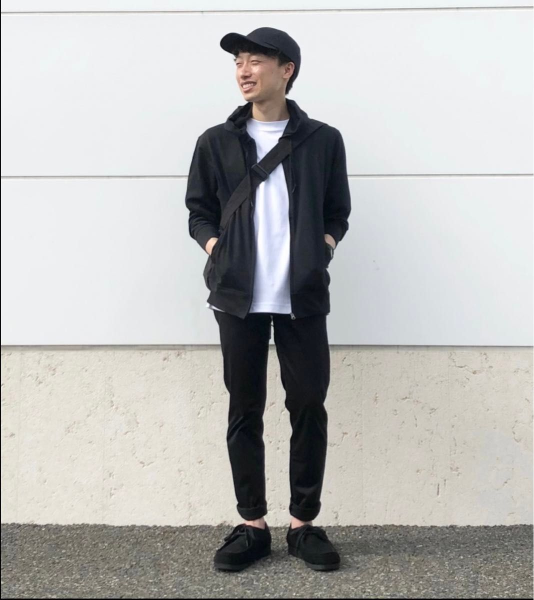 新品 UNIQLO ユニクロ エアリズム UVカットフルジップパーカー 新品 UNIQLO ユニクロ エアリズム UVカットフルジップパーカー
