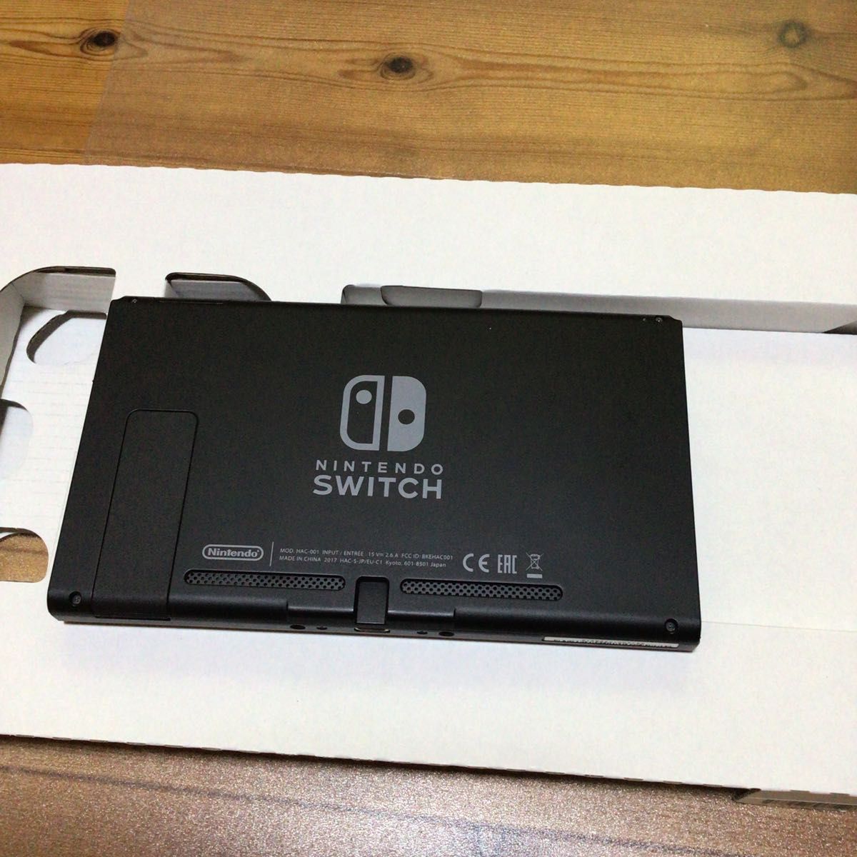 初代 Nintendo Switch グレー 有機ELではありません 元箱&付属品 初代 Nintendo Switch グレー 有機ELではありません 元箱&付属品