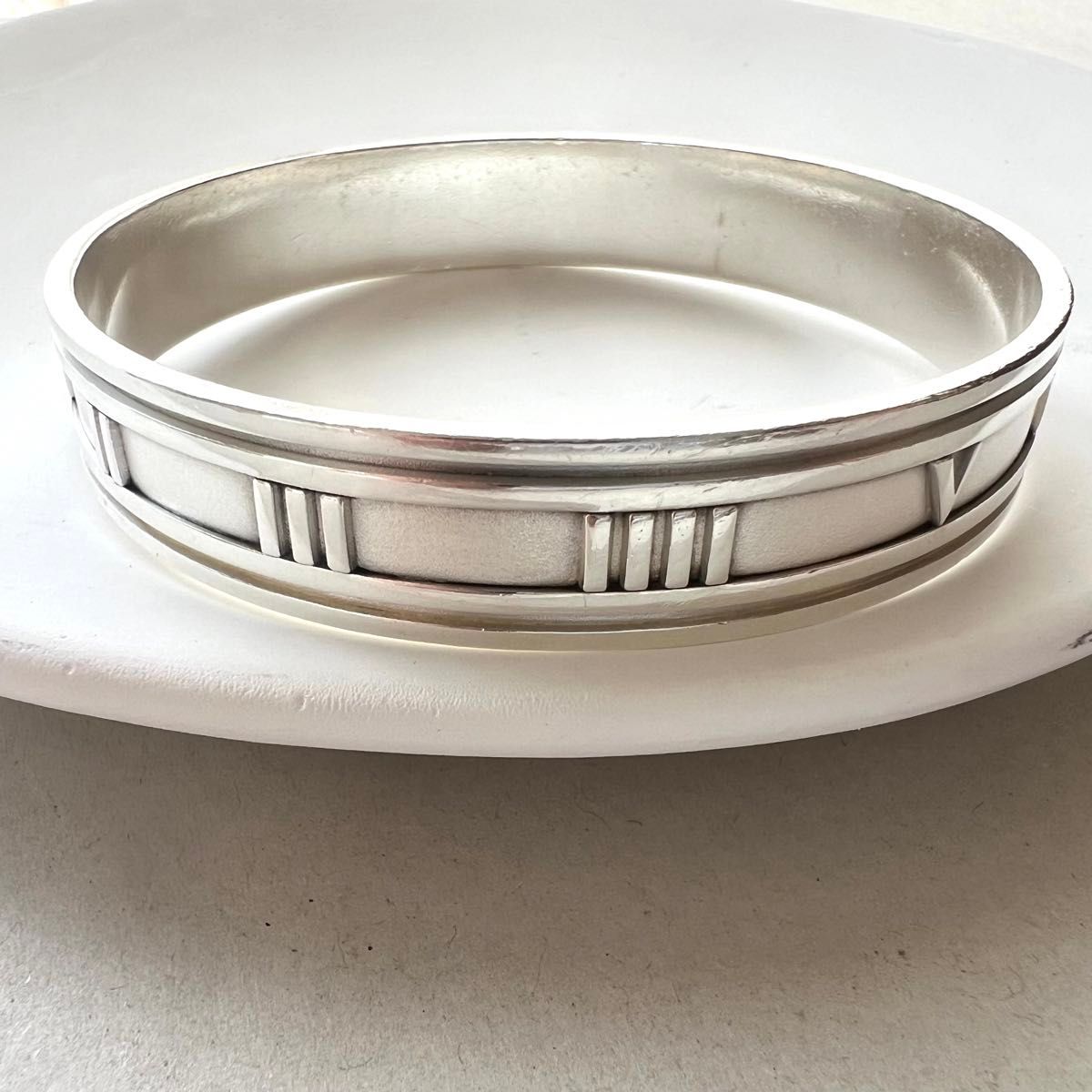 お値下げ不可 TIFFANY & Co アトラス 正規品 美品バングル お値下げ不可 TIFFANY & Co アトラス 正規品 美品バングル