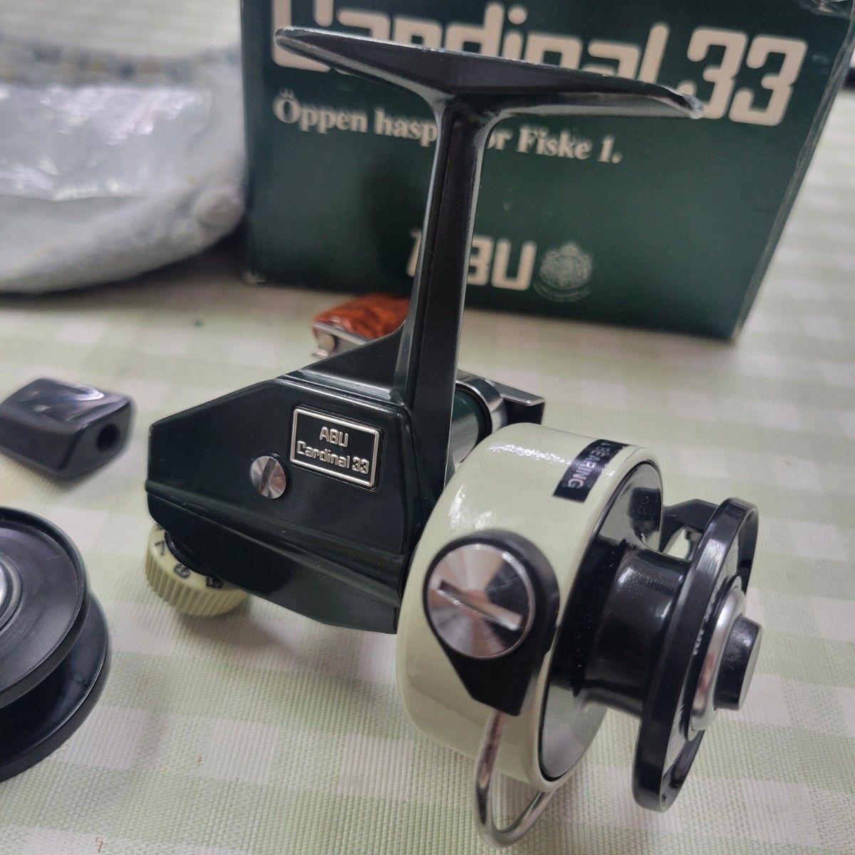 アブ ガルシア カーディナル 33 カスタム Abu Garcia Cardina 33 アブ ガルシア カーディナル 33 カスタム Abu Garcia Cardina 33