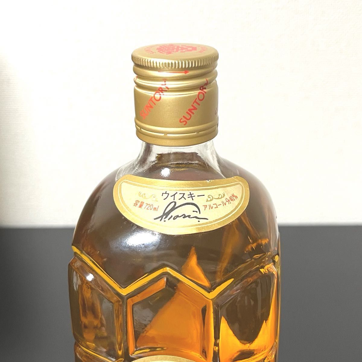 サントリーウイスキー 白角 金キャップ 初代白角 未開栓 SUNTORY サントリーウイスキー 白角 金キャップ 初代白角 未開栓 SUNTORY