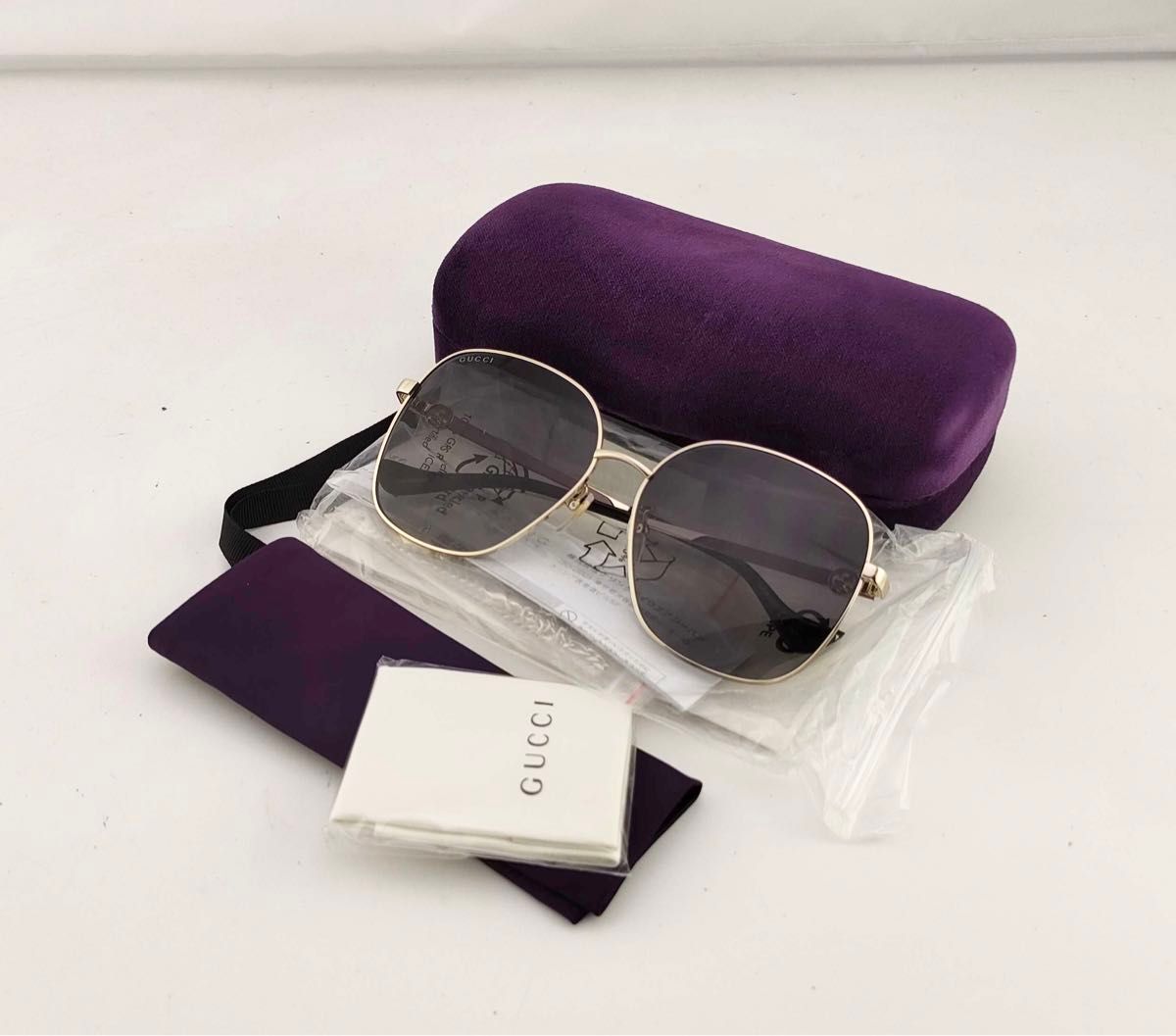 新品未使用品】GUCCI 1089SA チェーン付き サングラス・メガネ 新品未使用品】GUCCI 1089SA チェーン付き サングラス・メガネ