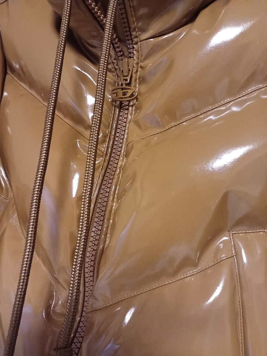 DIESEL クロップド パデッド ダウンジャケット XS (Mサイズ相当 DIESEL クロップド パデッド ダウンジャケット XS (Mサイズ相当