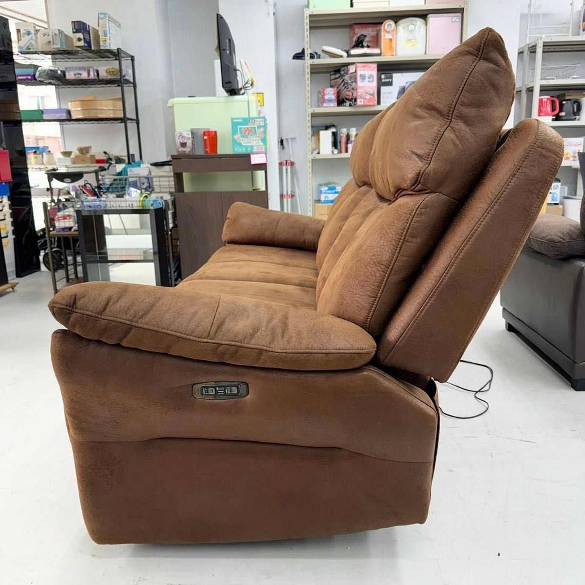 定価132 000円 ビッグウッド 198cm幅2人掛け電動リクライニング 定価132 000円 ビッグウッド 198cm幅2人掛け電動リクライニング