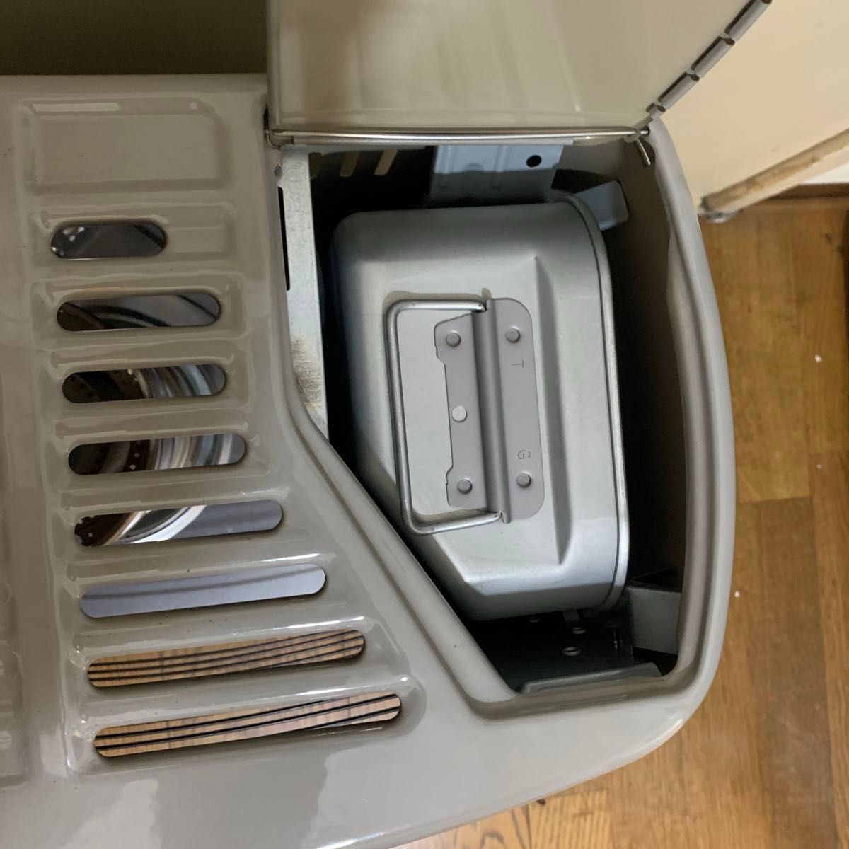 【故障品 】2020年日本製 コロナ 石油ストーブ SX-2420Y 【故障品 】2020年日本製 コロナ 石油ストーブ SX-2420Y