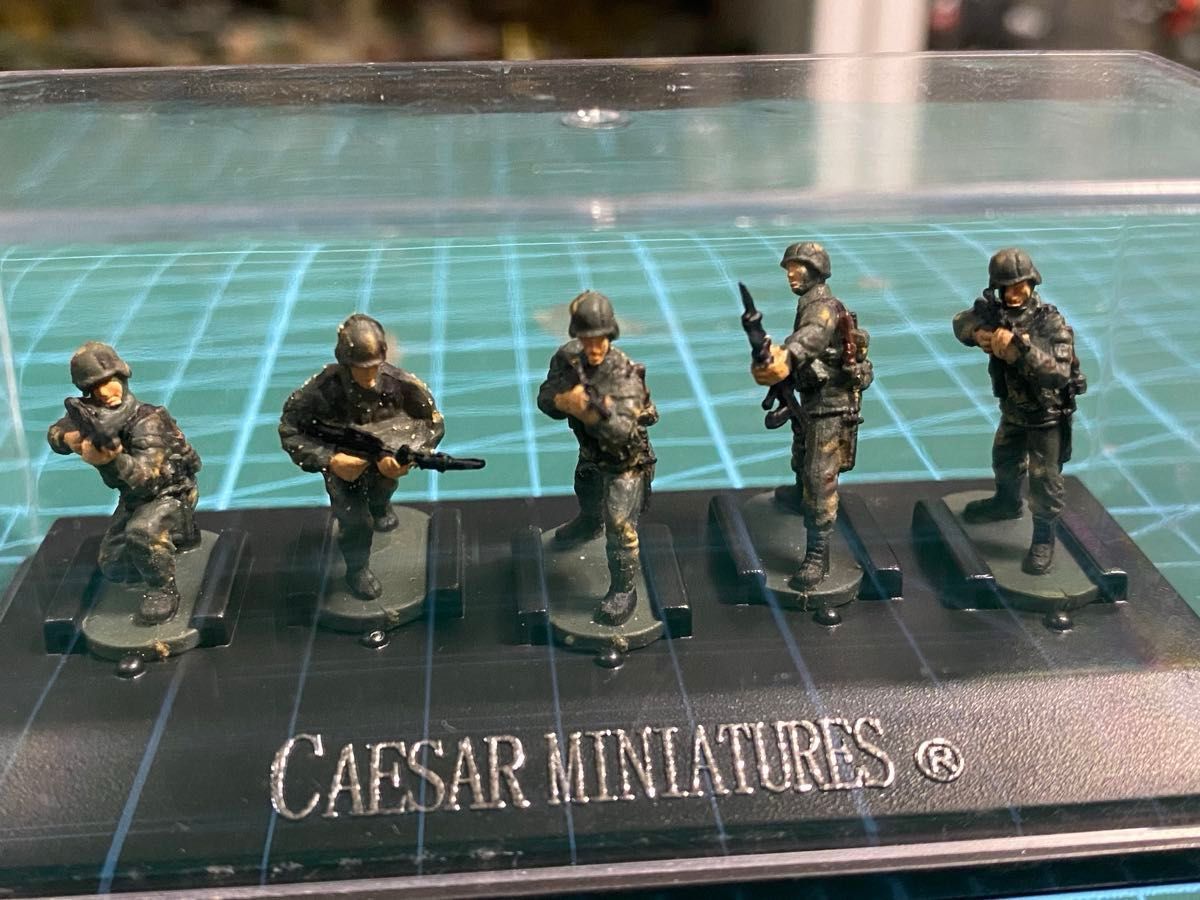 1)第二次世界大戦 ドイツ軍兵士5体セット 1/72 完成品模型 ナチス 陸軍 国防軍 SS 武装親衛隊 ミリタリー 1)第二次世界大戦 ドイツ軍兵士5体セット 1/72 完成品模型 ナチス 陸軍 国防軍 SS 武装親衛隊 ミリタリー