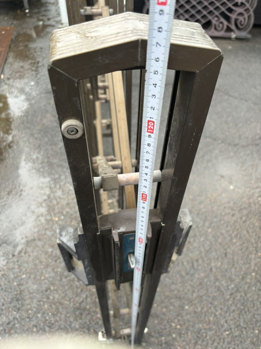 アルミゲート 門扉 アコーディオン 伸縮 全長約280cm 高約127cm アルミゲート 門扉 アコーディオン 伸縮 全長約280cm 高約127cm