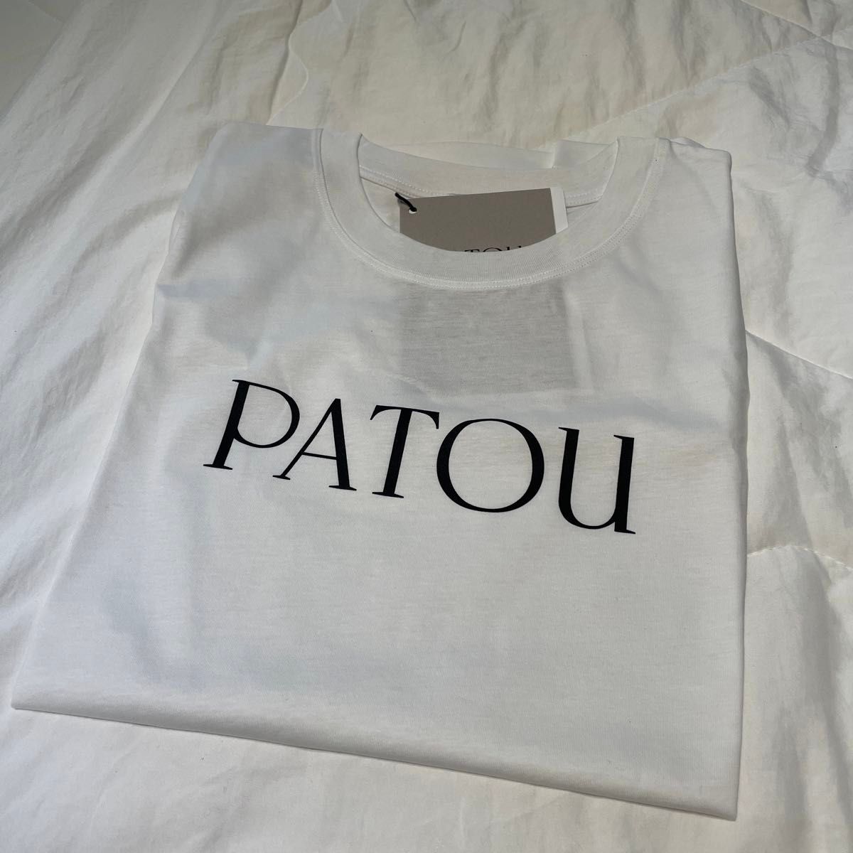 新品 未使用品 PATOU パトゥ 白T Tシャツ ホワイト 白 半袖 新品 未使用品 PATOU パトゥ 白T Tシャツ ホワイト 白 半袖