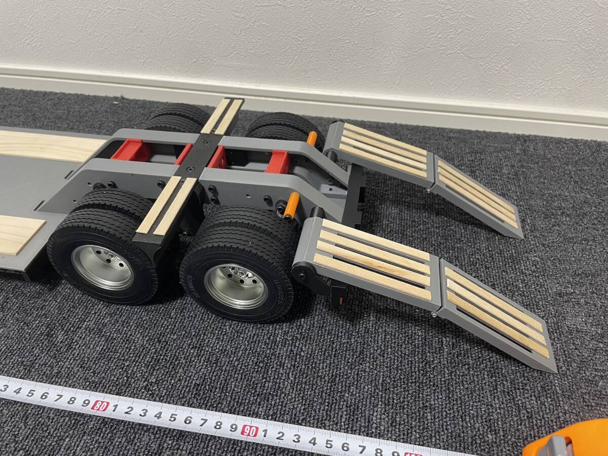 タミヤ1/14 低床8輪重機トレーラー 自作品 1/14 タミヤ ラジコン トレーラー用 8輪低床セミトレーラー 自