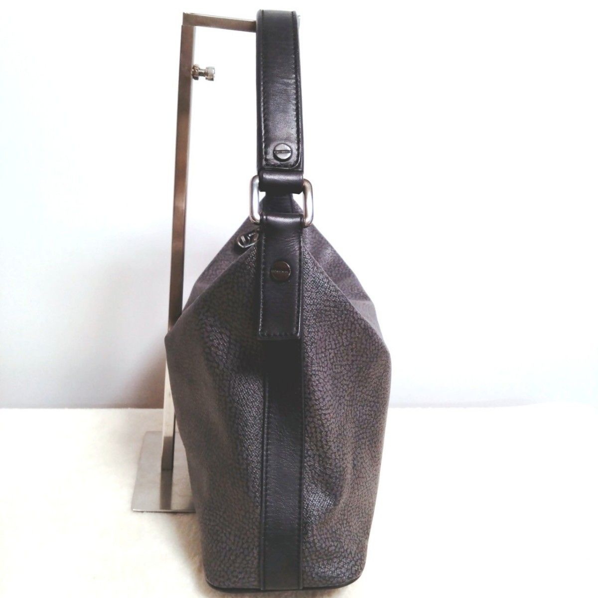 美品】BORBONENESE ボルボネーゼ ワンショルダーバッグ|Yahoo 美品】BORBONENESE ボルボネーゼ ワンショルダーバッグ|Yahoo