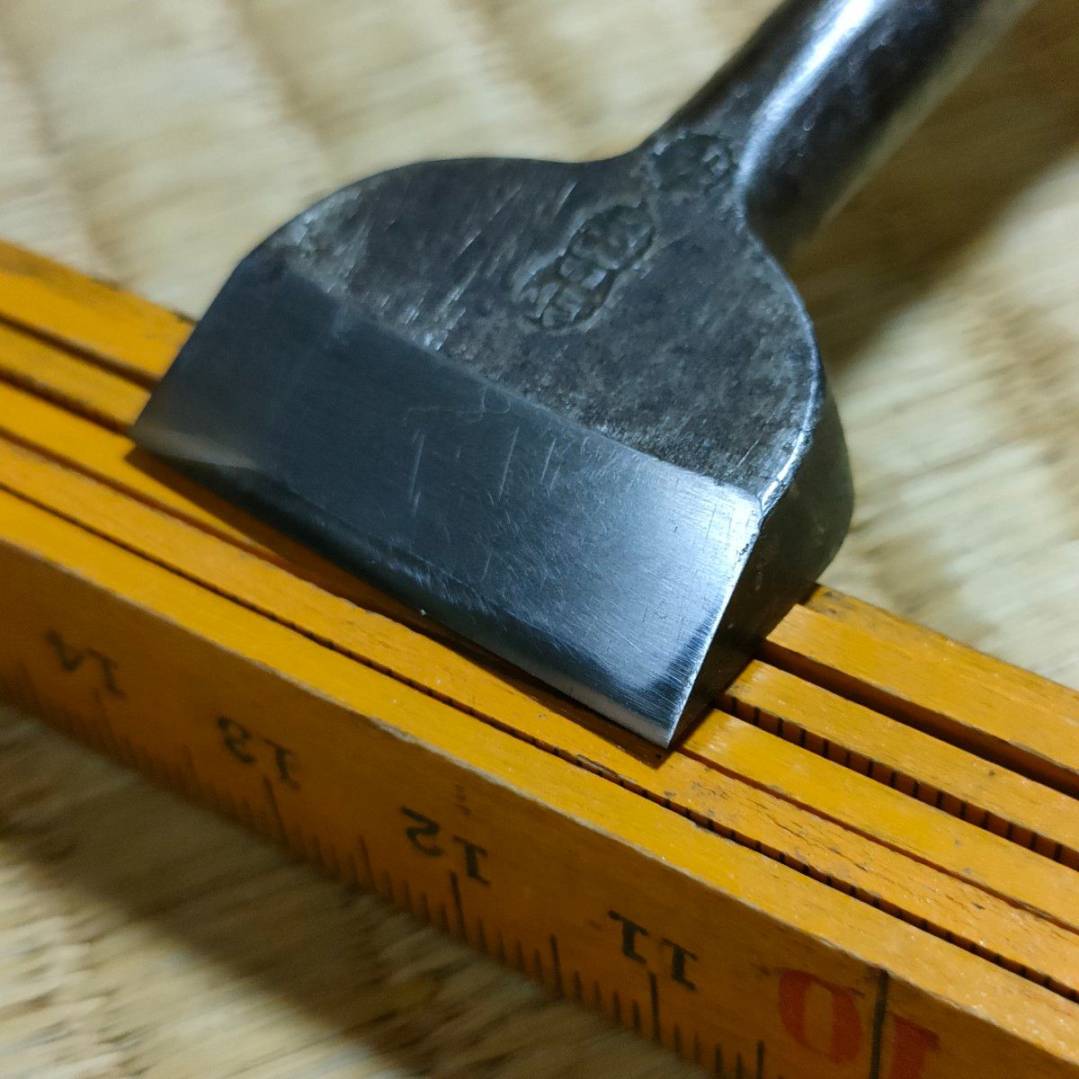 左市弘 1寸 鑿 のみ ノミ 大工道具|Yahoo!フリマ(旧PayPayフリマ) 左市弘 1寸 鑿 のみ ノミ 大工道具|Yahoo!フリマ(旧PayPayフリマ)