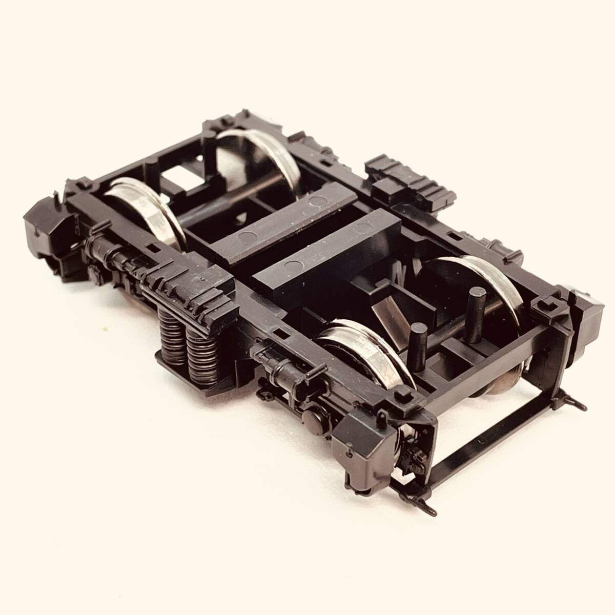 TOMIX EF81用 中間台車/黒色 1個入り HO-2028 JR EF81形電気機関 TOMIX EF81用 中間台車/黒色 1個入り HO-2028 JR EF81形電気機関