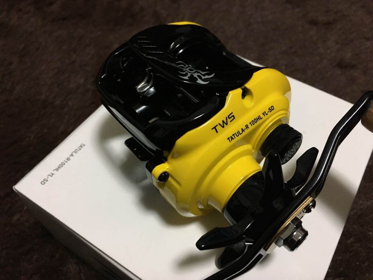 ダイワ タトゥーラ TYPE-R 100HL YL-SD 未使用 レアリール ダイワ タトゥーラ TYPE-R 100HL YL-SD 未使用 レアリール