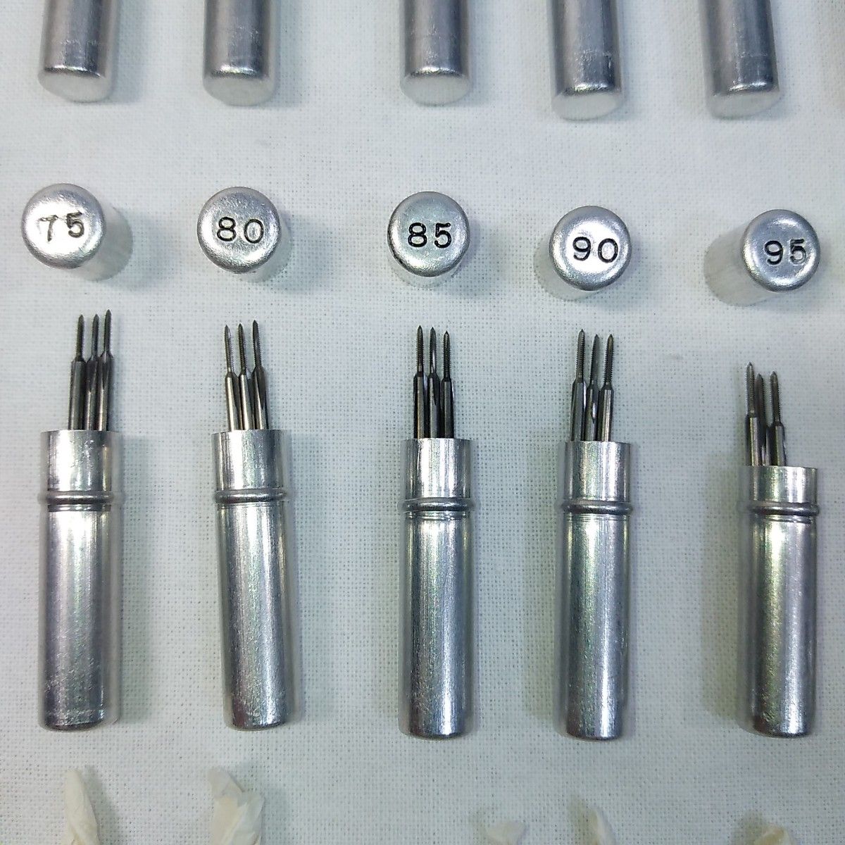 BERGEON No 30010 ベルジョン タップ & ダイス セット 時計工具 BERGEON No 30010 ベルジョン タップ & ダイス セット 時計工具