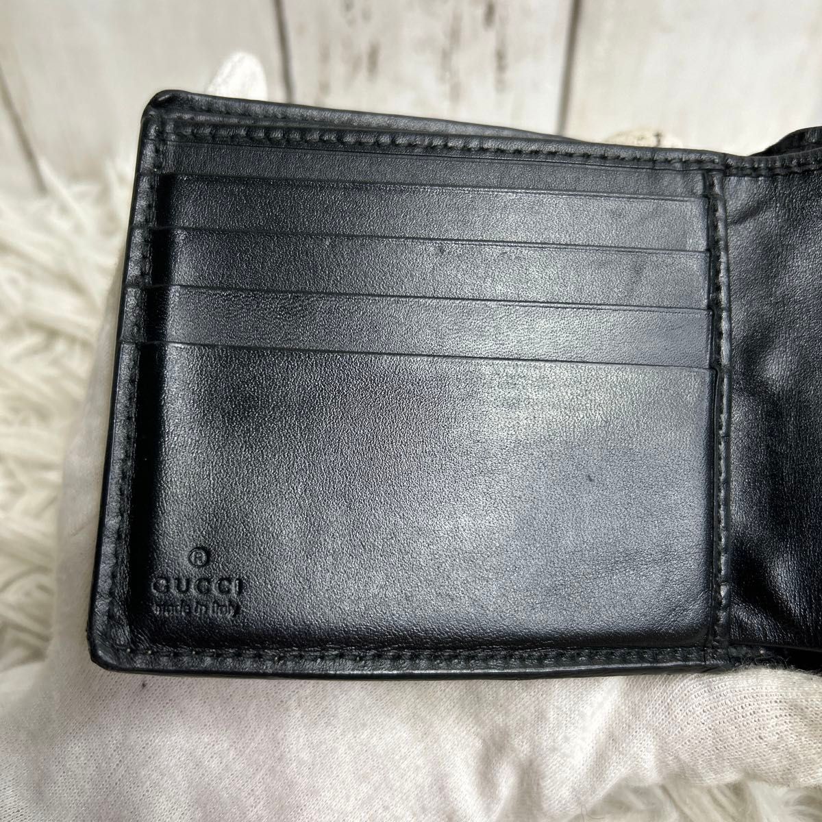 GUCCI ウルフ 二つ折り財布 GGスプリーム ブラック 狼 ロゴ XXV GUCCI ウルフ 二つ折り財布 GGスプリーム ブラック 狼 ロゴ XXV