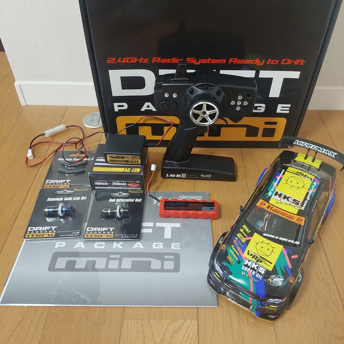 ヨコモ ドリフト パッケージ ミニ RTR仕様 HKS アルテッツァ (2.4G-RSIII付) DPF-220G3A ヨコモ ドリフトパッケージ